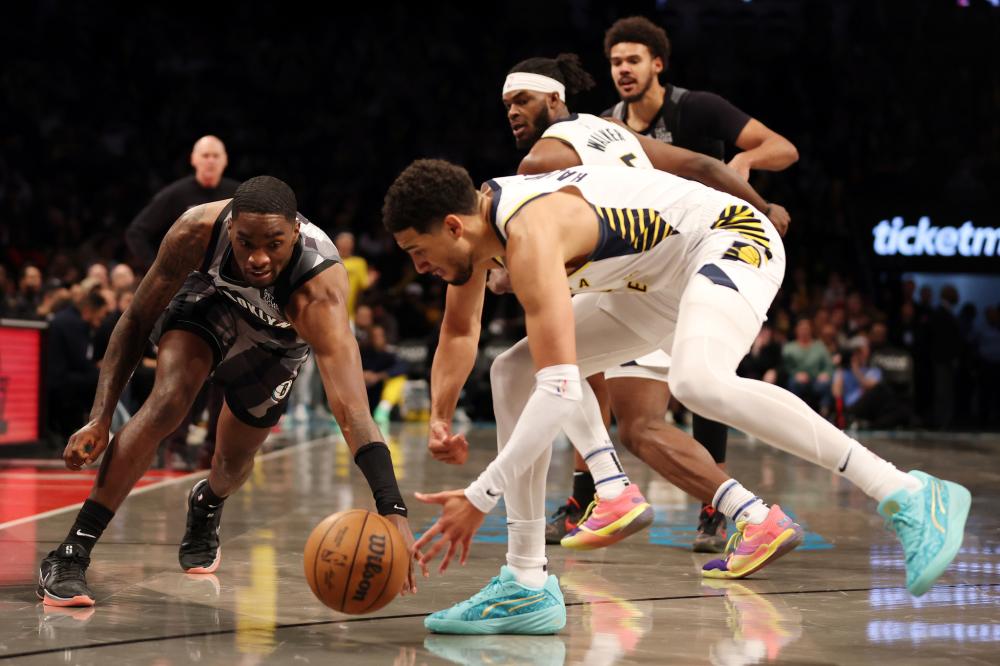 力可能更受 力可能更受